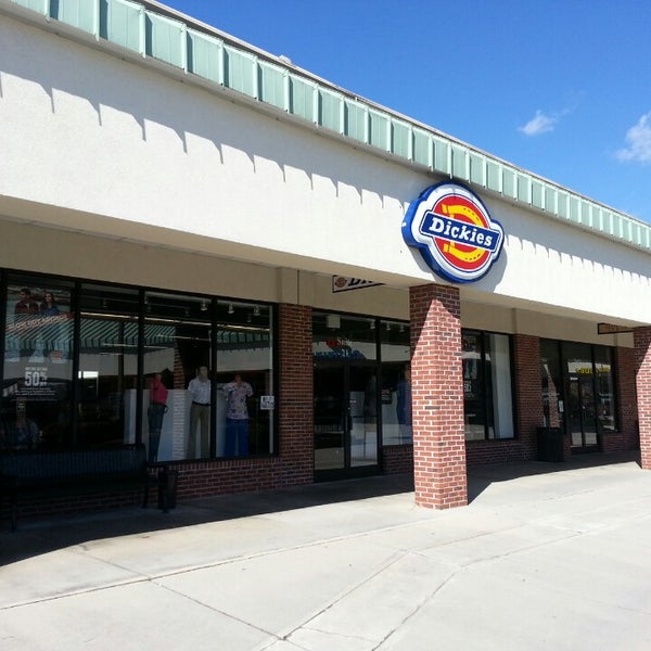 dickies outlet store near me