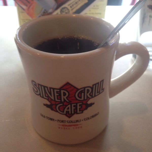 Foto tirada no(a) Silver Grill Cafe por Pepster C. em 8/6/2015