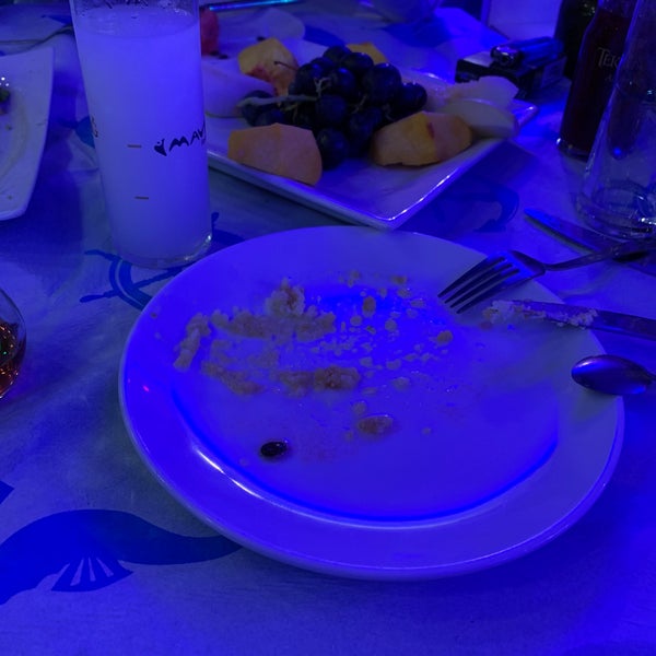 Foto scattata a Mavra Restaurant da Gürkan il 10/6/2022