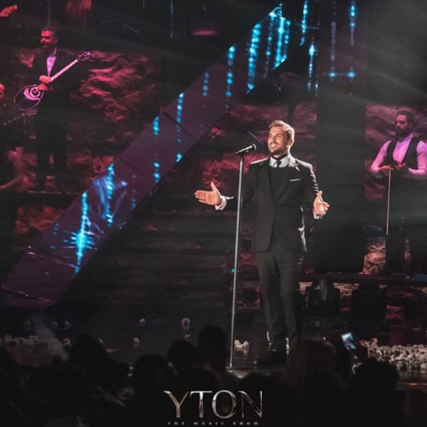 Foto tirada no(a) YTON the music show por Anastasia🎀 K. em 12/8/2018