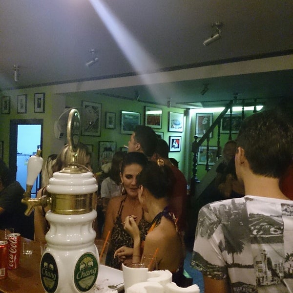11/30/2014にMaria A.がCash Barで撮った写真