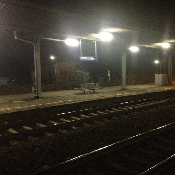 Photo taken at Bahnhof Kaldenkirchen by Tommy B. on 3/22/2013