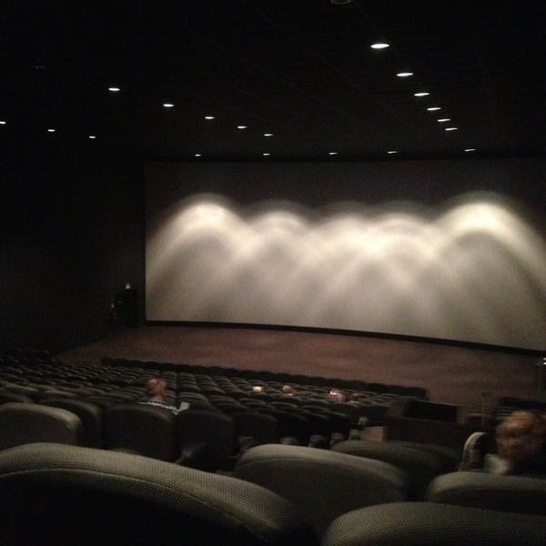 Ул. Малый кинозал. Оборудование для кинотеатра. Cinema cordoba. Кинотеатр.