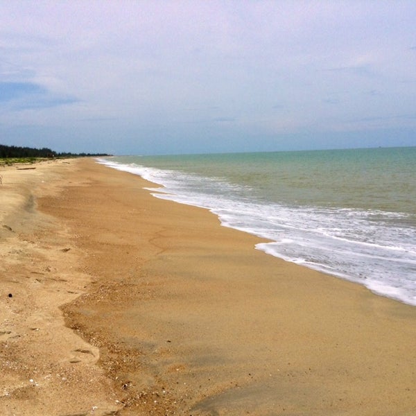 Pantai Kundur Beach  in Kota  Bharu 