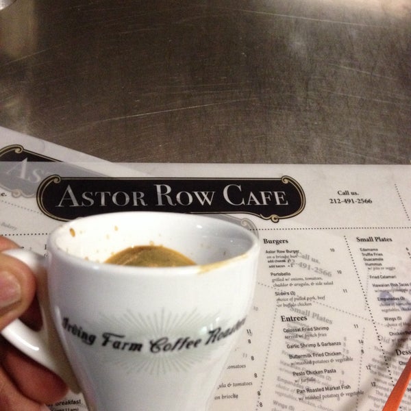Foto tirada no(a) Astor Row Café por Rodolfo em 3/23/2015