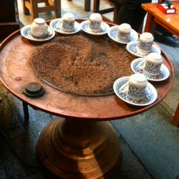 Pati Cafe Asmalı Mescit Emir Nevruz Sok. No2/C Taksim