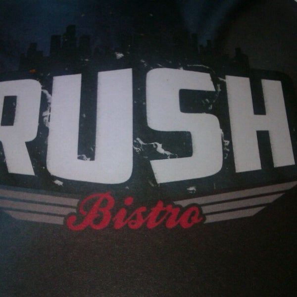 รูปภาพถ่ายที่ Rush Bistro โดย lıfe goes on f. เมื่อ 4/26/2013