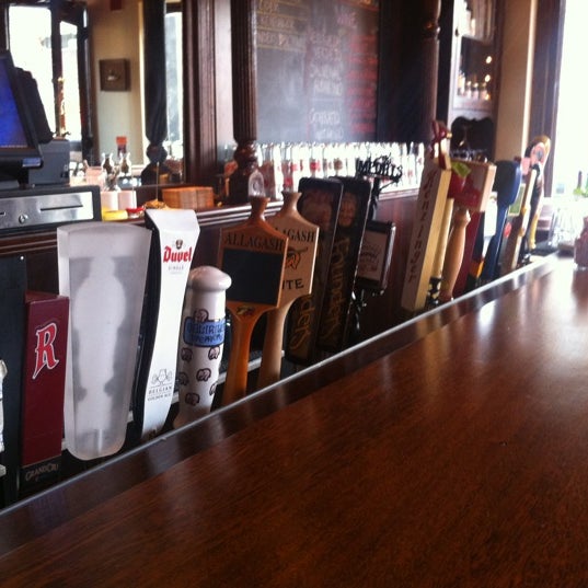 Fountain Porter Bar in Bella Vista Southwark