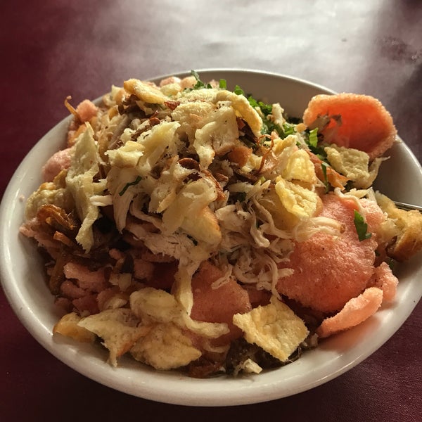 Bubur Ayam Palapa Raya Food Truck In Pasar Minggu