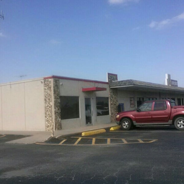 Hop 'N Sack Fuel Station in Lawton