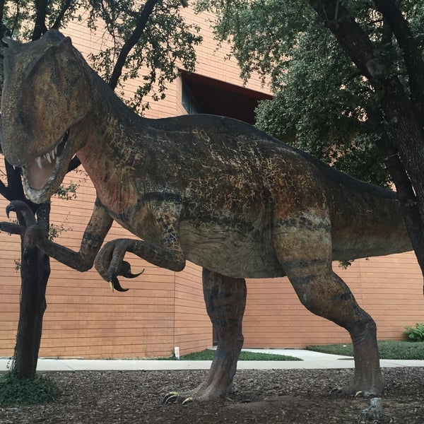 Foto scattata a Fort Worth Museum of Science and History da Chris M. il 11/15/2015