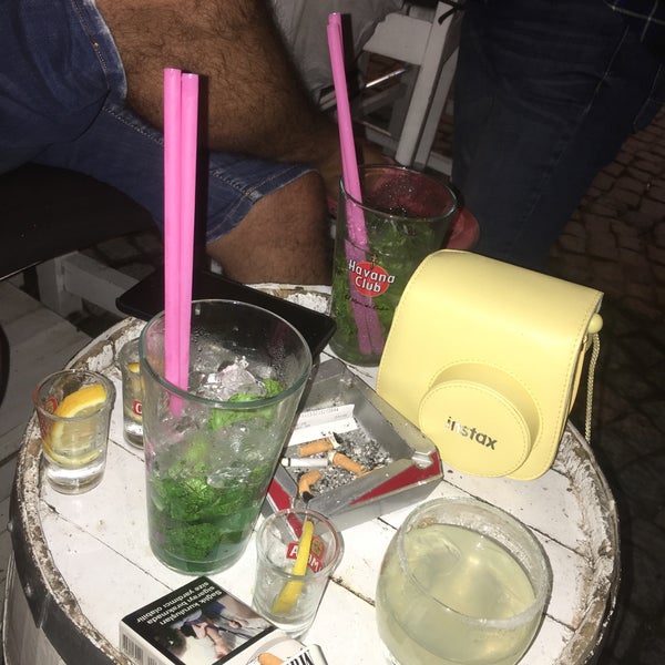รูปภาพถ่ายที่ Alaçatı Shot Bar โดย 👑duygu👑 เมื่อ 8/20/2016