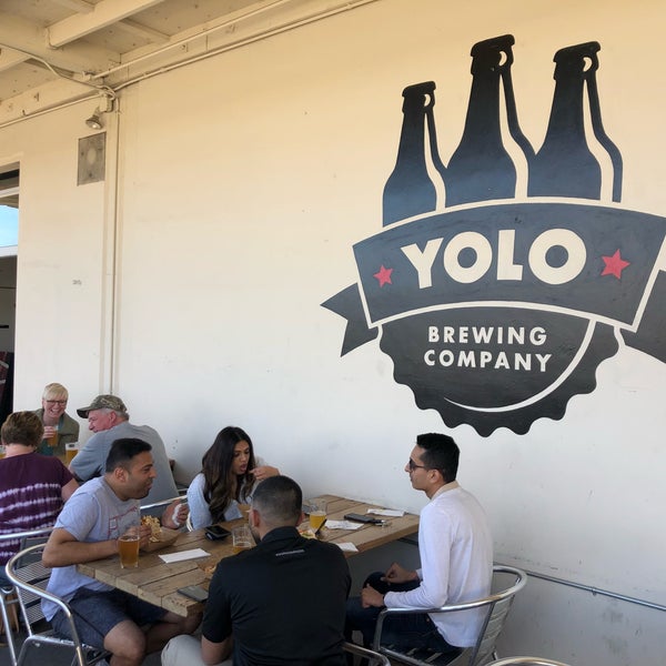 Foto scattata a Yolo Brewing Co. da Josiah F. il 3/11/2018