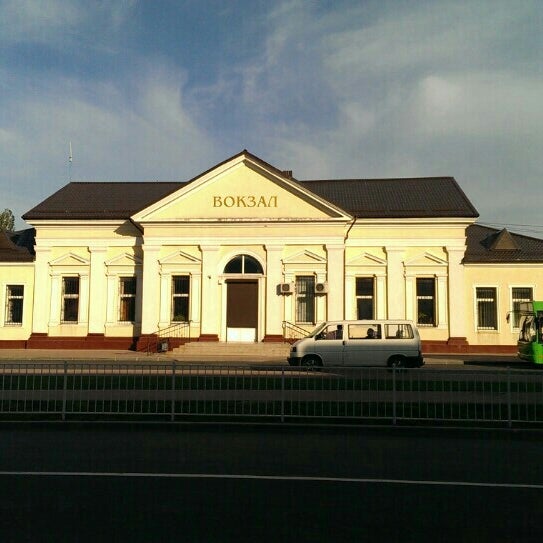 Южный вокзал балтийск. Южный вокзал калининград. Поезд калининград балтийск. Балтийск железнодорожный вокзал. Южный вокзал балтийск.