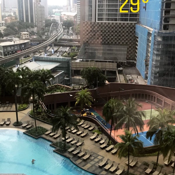 Photo prise au Renaissance Kuala Lumpur Hotel par Onur N. le1/12/2019
