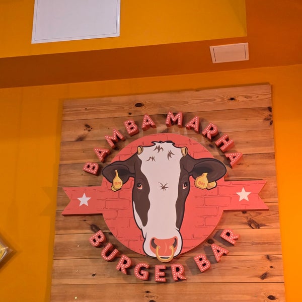 Foto tirada no(a) Bamba Marha Burger Bar por Yazeed M. em 4/26/2024