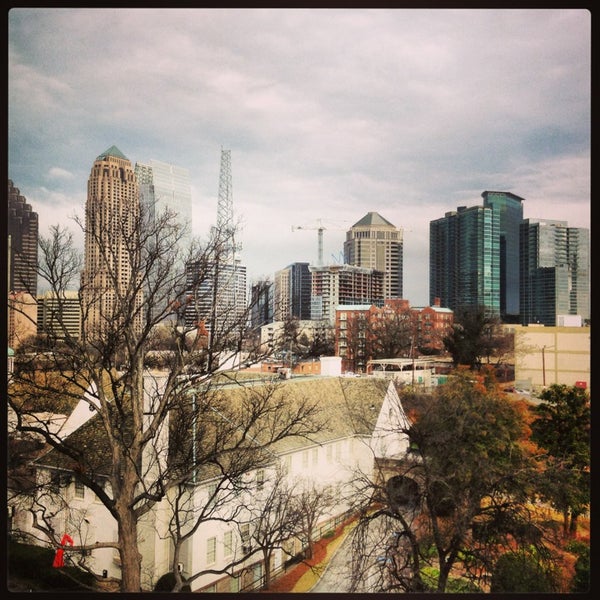 1/27/2013에 Benjie M.님이 Hilton Garden Inn Atlanta Midtown에서 찍은 사진