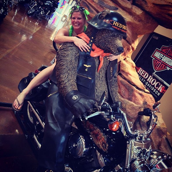 5/19/2013에 Rob P.님이 Red Rock Harley-Davidson에서 찍은 사진