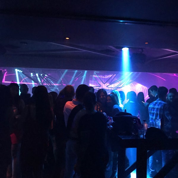 Foto tirada no(a) Hakkasan Nightclub por Mustafa em 1/26/2020