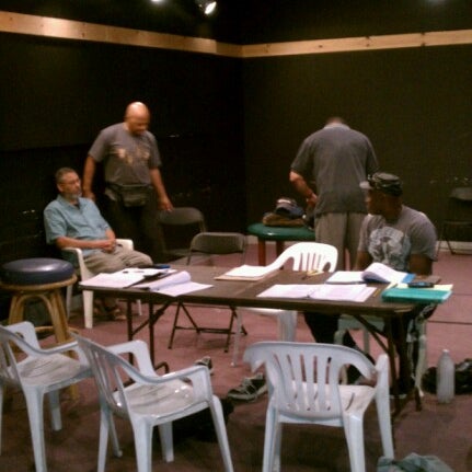 Foto diambil di Stella Adler Academy of Acting and Theater oleh Thomas B. pada 9/30/2012