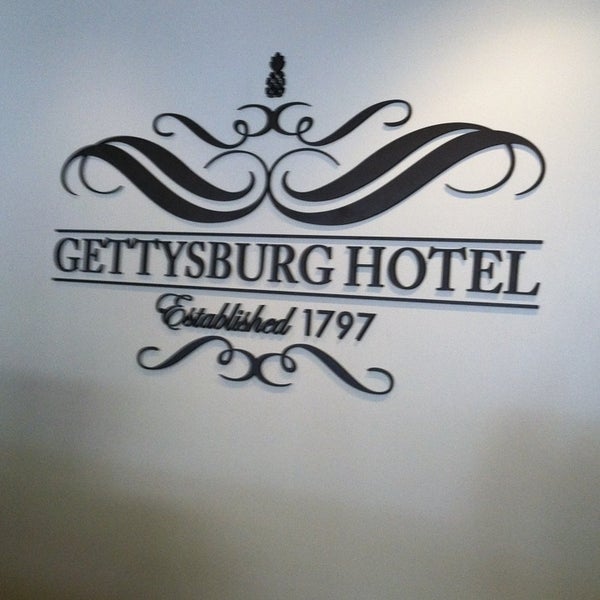 Photo taken at Gettysburg Hotel by Ramona W. on 7/4/2013