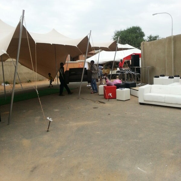 Tsutsumani Village Alexandra, IGauteng