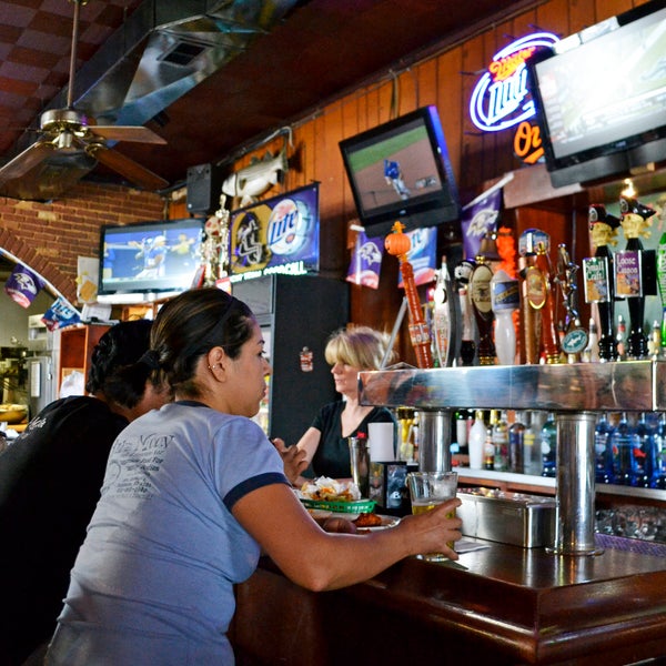 Baltimore's Best Bars 2012: "Kisling’s offers an at-home atmosphere that consistently attracts social sports clubs, old-time regulars and everyone in between." http://bsun.md/Vq4ytH