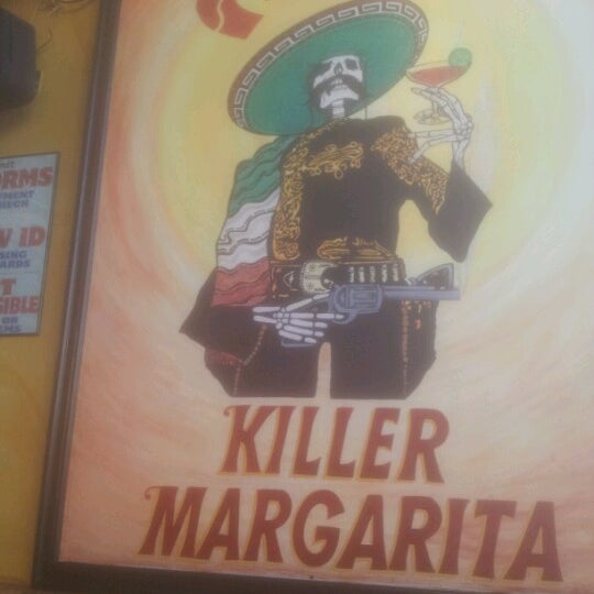 Das Foto wurde bei Cesar&#39;s Killer Margaritas von Linda M. am 9/30/2012 aufgenommen