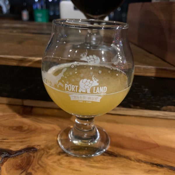 Photo taken at The Portland Beer Hub by Lori on 12/20/2020