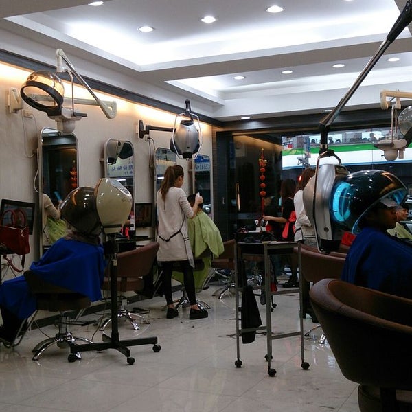 Photos At 上越國際髮型文林店 Shilin Qu 士林區 臺北市