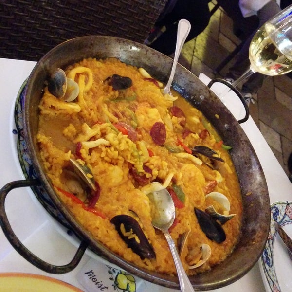 We ate a paella for two for 35$ with two glasses of wine, nice
