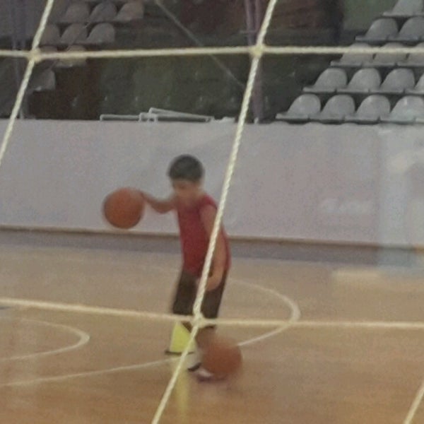 8/13/2016에 Volk@n Ö.님이 Hidayet Türkoğlu Basketbol ve Spor Okulları Dikmen에서 찍은 사진