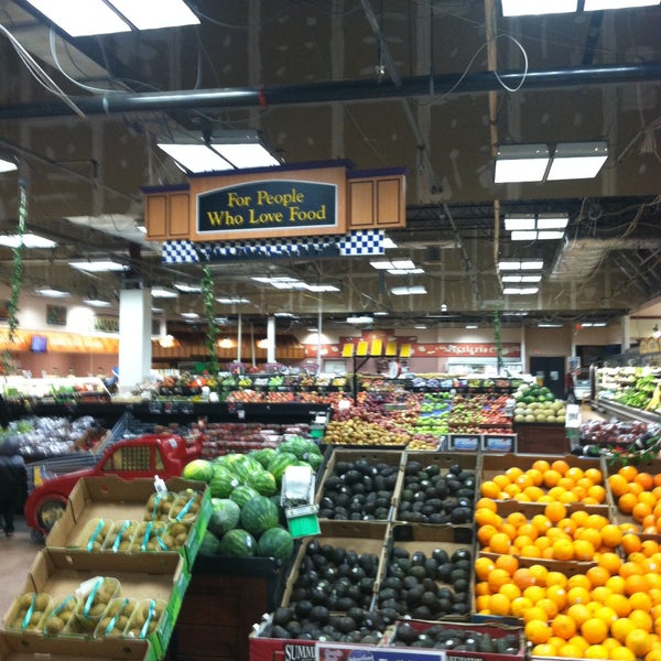 Foto diambil di Market Bistro oleh Bill pada 4/17/2013