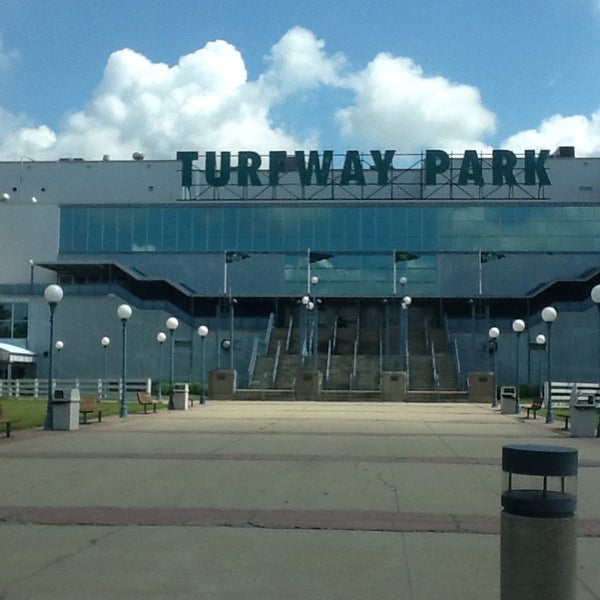 Photos at Turfway Park Race Track