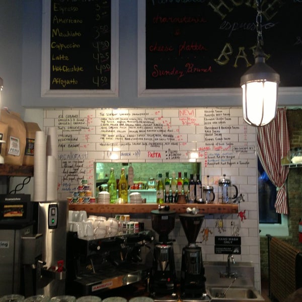 รูปภาพถ่ายที่ Home Espresso Bar โดย Luis S. เมื่อ 1/18/2013
