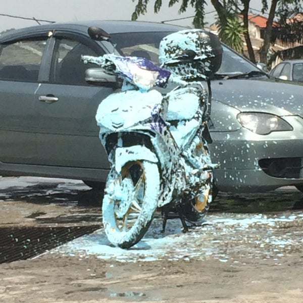 Trio Car Wash,Taman Kinrara,Jalan Klang Lama Puchong
