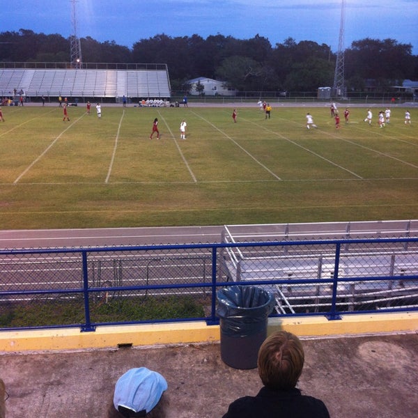 Largo High School 4 tips