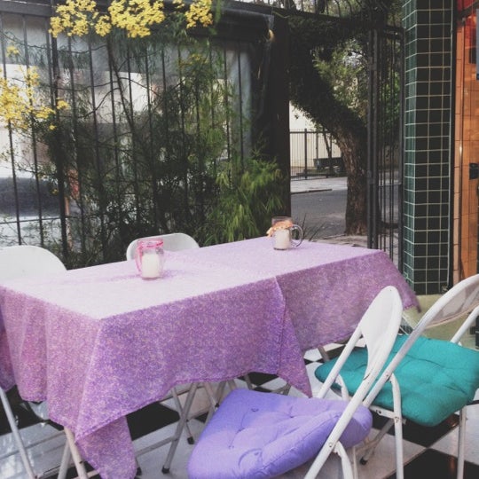รูปภาพถ่ายที่ Cozinha de Afrodite โดย Mariana เมื่อ 10/22/2013