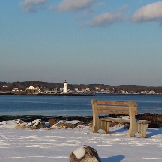 Foto tirada no(a) Portsmouth Harbor Light por Patrick B. em 12/27/2013