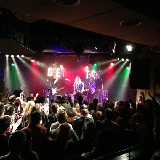 Photo taken at Belly Up Aspen by May S. on 4/7/2013