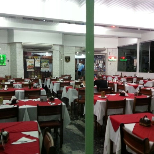 รูปภาพถ่ายที่ Restaurante Olímpia โดย Carlão F. เมื่อ 11/11/2012