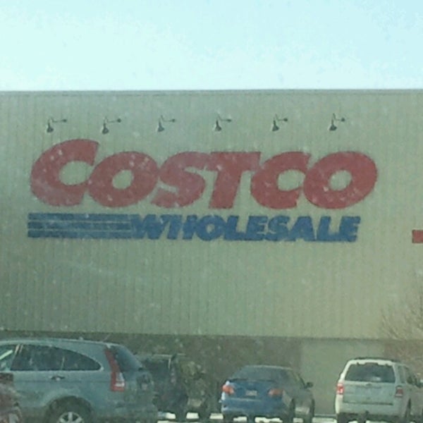 Photos at Costco 4 tips from 210 visitors