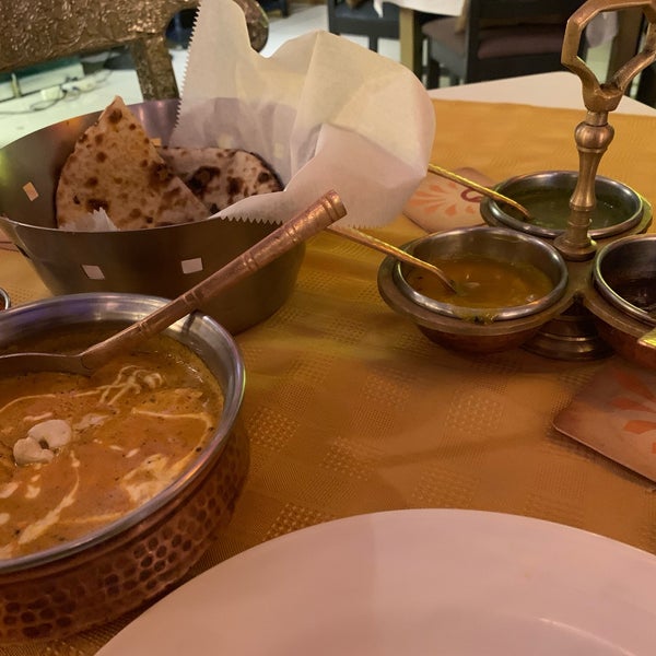 Photo taken at Naans &amp; Curries by Paolira O. on 1/29/2019