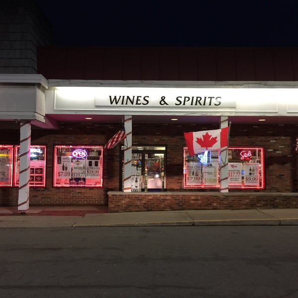 Photo prise au Georgetown Wines &amp; Spirits par Eric le12/27/2014