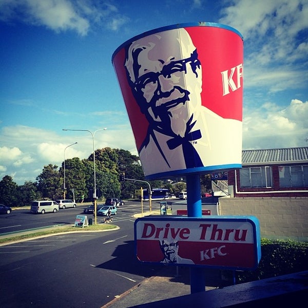KFC 528 East Coast Rd