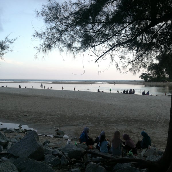 Pantai Lagoon Kuala Ibai Seberang Masjid Terapung