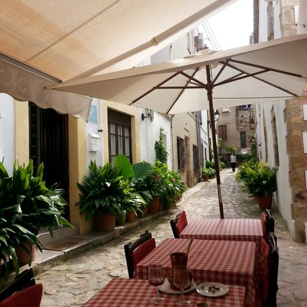 Интерьер окна кафе стокгольм фото. Rest portal. Аренный лазертаг фото. Аренный лазертаг фото. Portal 2 (2011).