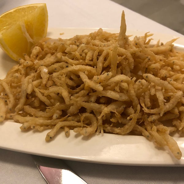 2/24/2018 tarihinde Paulziyaretçi tarafından Carballeira Restaurant'de çekilen fotoğraf