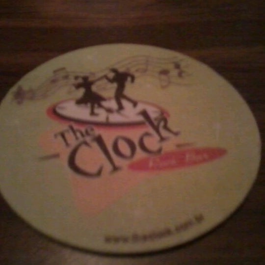 Foto diambil di The Clock Rock Bar oleh Fabio M. pada 12/2/2012