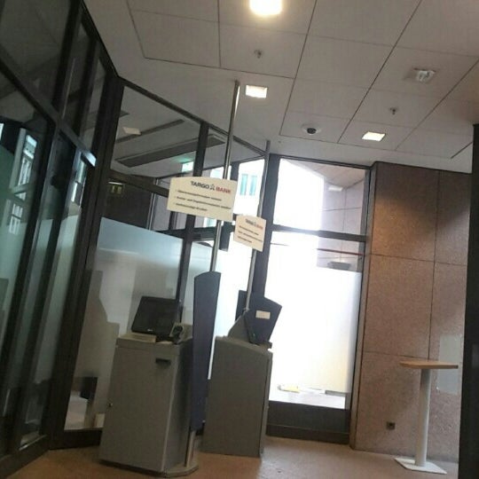 Targobank Hauptverwaltung Altstadt Kasernenstrasse 10 12